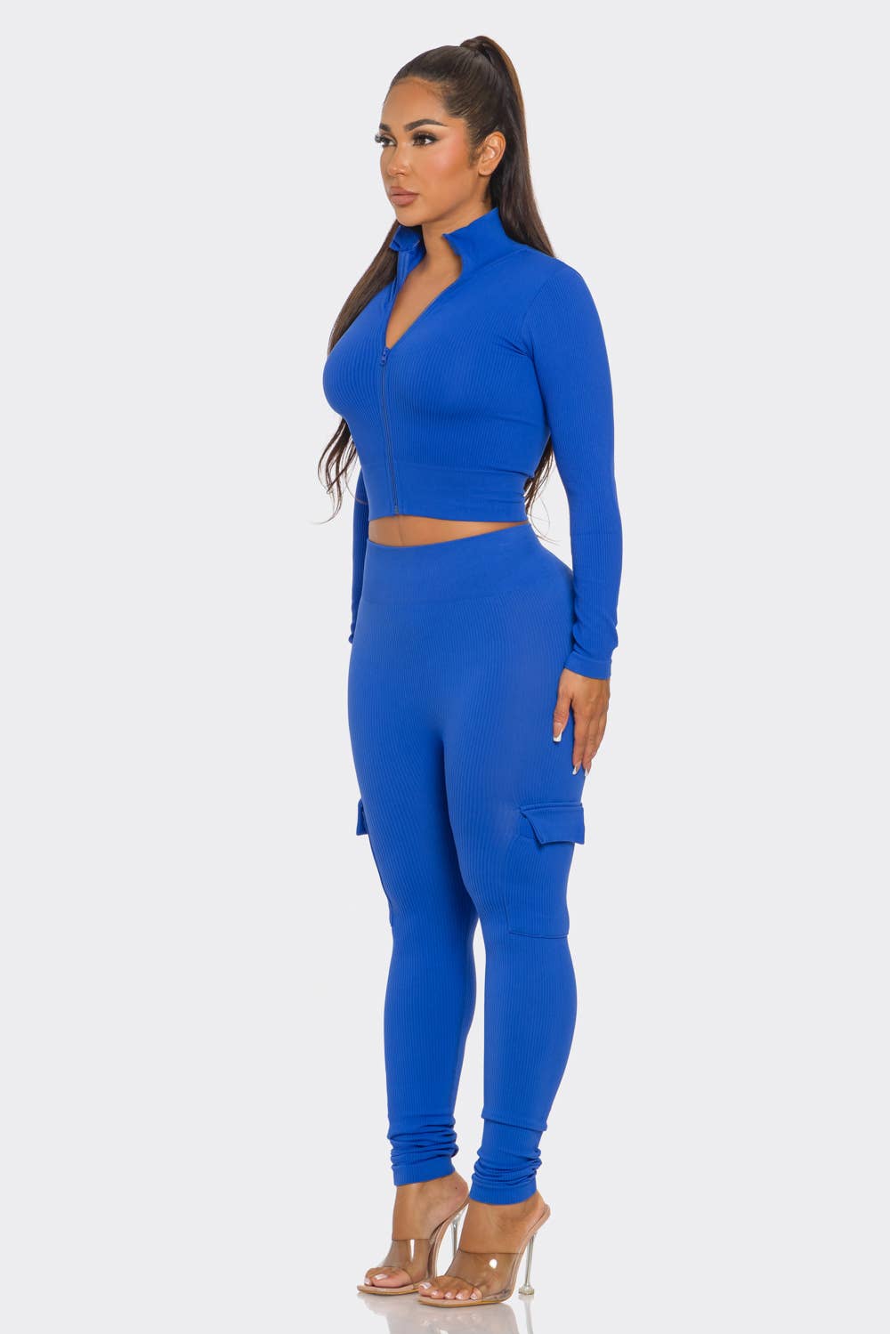 2 Pcs Seamless Zip Up Crop Top and Cargo Legging Set