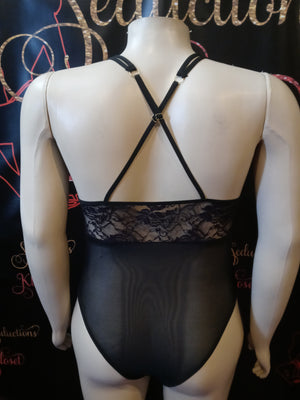 Plus Mesh Criss Cross 1pc